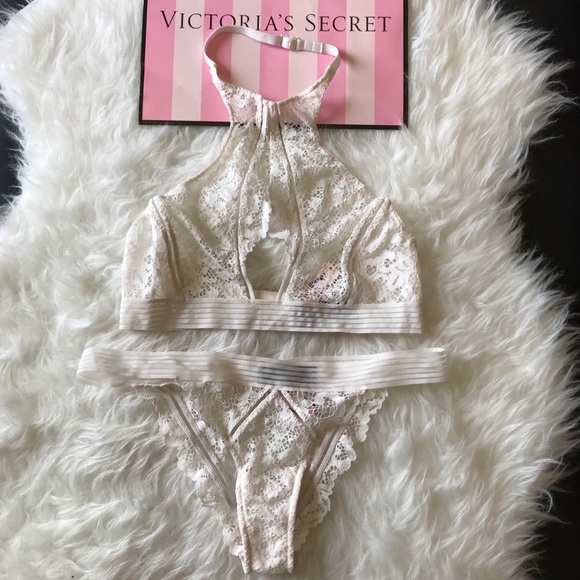 Brand new Victoria’s Secret lace Lingerie set - Picture 2 of 5